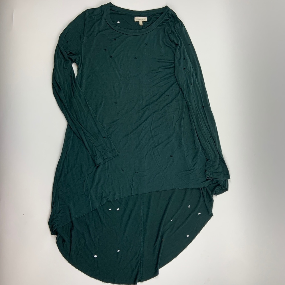 Gilded Intent Womens T Shirt Long Sleeve Long Back Accent Holes Green Small